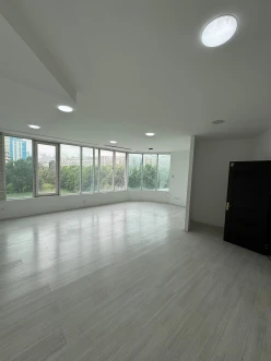 İcarə ofis 3 otaqlı 110 m²,  28 May m.