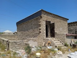 Sale house / villa 2 rooms 330 m²,  Bine