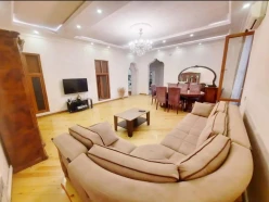 İcarə ev/villa 3 otaqlı 100 m²,  Gəncə