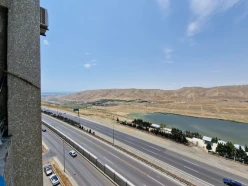 Satılır yeni tikili 4 otaqlı 130 m², İnşaatçılar m.