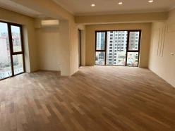 Satılır yeni tikili 4 otaqlı 182 m²,  Şah İsmayıl Xətai m.