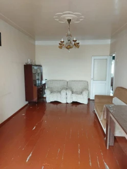 Satılır köhnə tikili 3 otaqlı 71 m², Yasamal r.