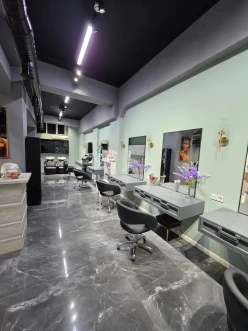 В аренду помещение площадью 300 м² возле станции метро «Гянджлик» – Продается