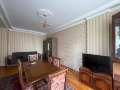 İcarə yeni tikili 2 otaqlı 80 m², Nəriman Nərimanov m.