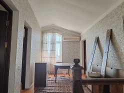 Satılır ev/villa 5 otaqlı 180 m²,  Buzovna