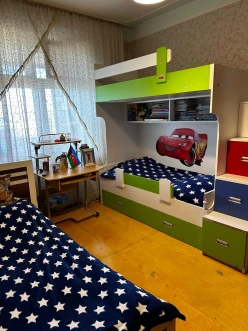 Satılır köhnə tikili 3 otaqlı 70 m², Xalqlar Dostluğu m.