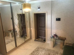 Satılır yeni tikili 2 otaqlı 68 m², İnşaatçılar m.