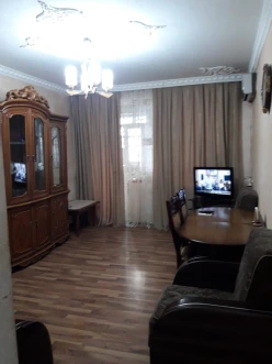 Satılır köhnə tikili 3 otaqlı 52 m², Badamdar q.