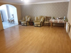 Satılır köhnə tikili 4 otaqlı 120 m², Yasamal r.