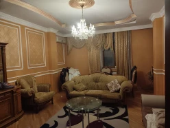 İcarə yeni tikili 3 otaqlı 110 m², 28 May m.