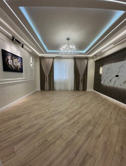 Satılır yeni tikili 3 otaqlı 135 m²,  İnşaatçılar m.