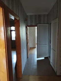 Satılır köhnə tikili 4 otaqlı 110 m², İnşaatçılar m.