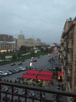 Satılır köhnə tikili 3 otaqlı 97 m², Nəsimi m.