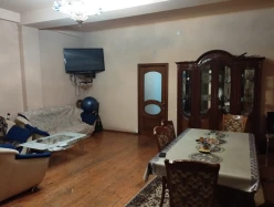 Продан Дом / вилла 6 Комнаты 350 m²,  Насими м.