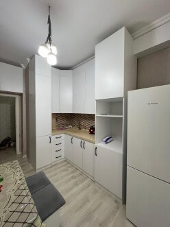 İcarə yeni tikili 2 otaqlı 65 m²,  İnşaatçılar m.