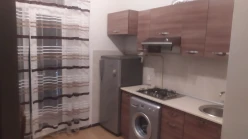 İcarə yeni tikili 3 otaqlı 80 m², İnşaatçılar m.