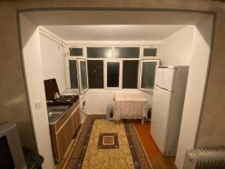 Satılır köhnə tikili 2 otaqlı 40 m², Neftçilər m.