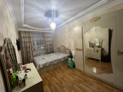 Satılır yeni tikili 3 otaqlı 80 m², İnşaatçılar m.