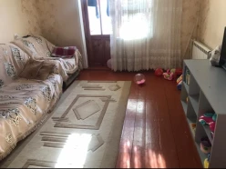 Satılır köhnə tikili 2 otaqlı 60 m², İnşaatçılar m.