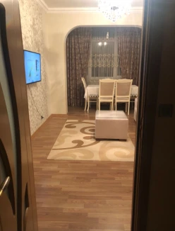 Satılır köhnə tikili 2 otaqlı 55 m², Yasamal r.