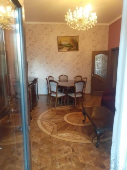 İcarə köhnə tikili 3 otaqlı 75 m², Elmlər Akademiyası m.