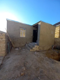 Satılır ev/villa 3 otaqlı 65 m², Binə q.