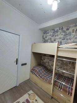 Sale new building 3 rooms 96 m²,  Insaatchilar m.