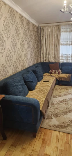 İcarə köhnə tikili 3 otaqlı 80 m²,  Elmlər Akademiyası m.