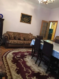 Satılır yeni tikili 4 otaqlı 137 m², Yasamal r.