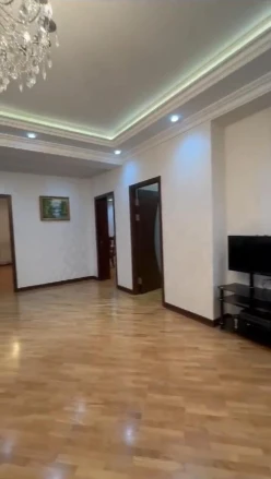 Satılır yeni tikili 4 otaqlı 175 m², Elmlər Akademiyası m.