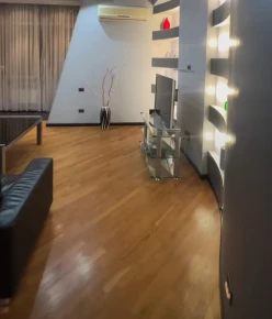 Satılır yeni tikili 4 otaqlı 174 m², Qara Qarayev m.