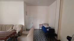 İcarə ev/villa 2 otaqlı 75 m², İnşaatçılar m.