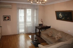 İcarə köhnə tikili 3 otaqlı 75 m², Nəsimi r.