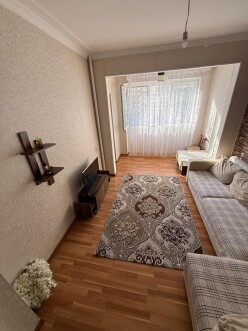 İcarə köhnə tikili 3 otaqlı 65 m²,  Həzi Aslanov m.