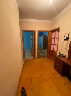Satılır köhnə tikili 4 otaqlı 90 m², Yeni Yasamal q.