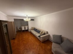 İcarə köhnə tikili 3 otaqlı 75 m²,  İnşaatçılar m.