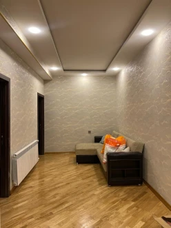 İcarə yeni tikili 3 otaqlı 1000 m², Memar Əcəmi m.