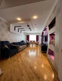 Satılır yeni tikili 3 otaqlı 114 m², İnşaatçılar m.