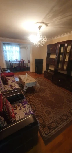 İcarə köhnə tikili 2 otaqlı 50 m², Gənclik m.