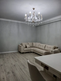 İcarə yeni tikili 2 otaqlı 139 m²,  28 May m.