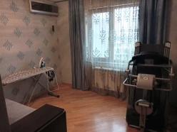 İcarə köhnə tikili 3 otaqlı 71 m², Gənclik m.