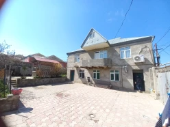 Satılır bağ evi 240 m²,  Avtovağzal m.