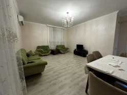 İcarə yeni tikili 4 otaqlı 144 m²,  İnşaatçılar m.