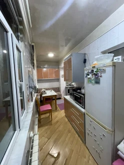 Satılır köhnə tikili 4 otaqlı 100 m², İnşaatçılar m.