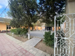 Станция метро «Нефтчиляр», арендное помещение, 300 м² – продаётся