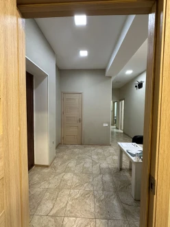 20 Yanvar Metro, 6-Room Office, 140 m² – For Sale