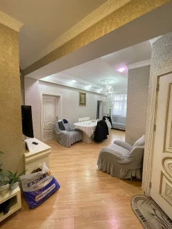 Satılır yeni tikili 4 otaqlı 95 m², İnşaatçılar m.