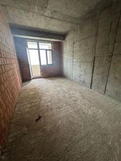 Satılır yeni tikili 2 otaqlı 105 m²,  İnşaatçılar m.