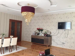 Satılır yeni tikili 4 otaqlı 158 m², Badamdar q.