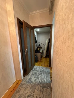 Satılır köhnə tikili 3 otaqlı 73.3 m², Xalqlar Dostluğu m.